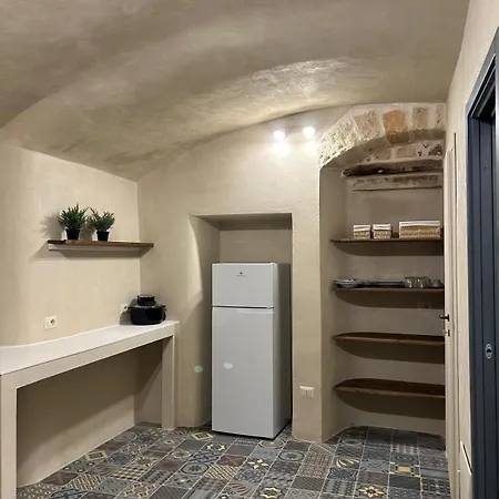 Suite1983 公寓 加拉蒂纳