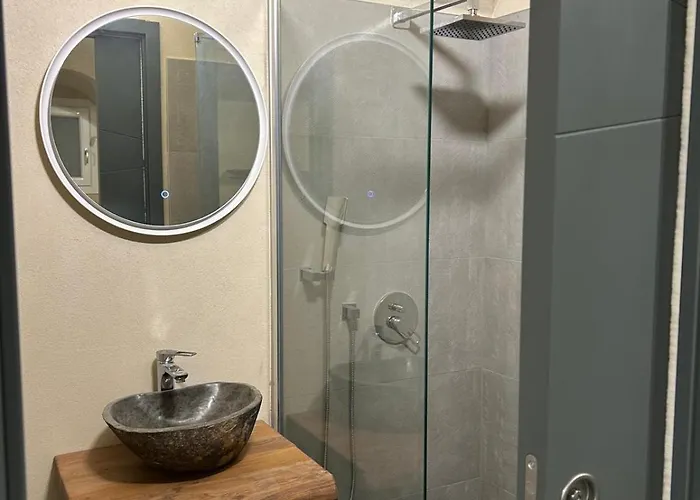 Suite1983 加拉蒂纳